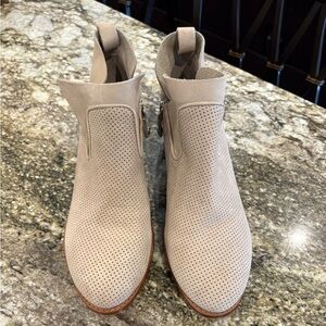 Nurture.  Size 9 booties.  Excellent condition